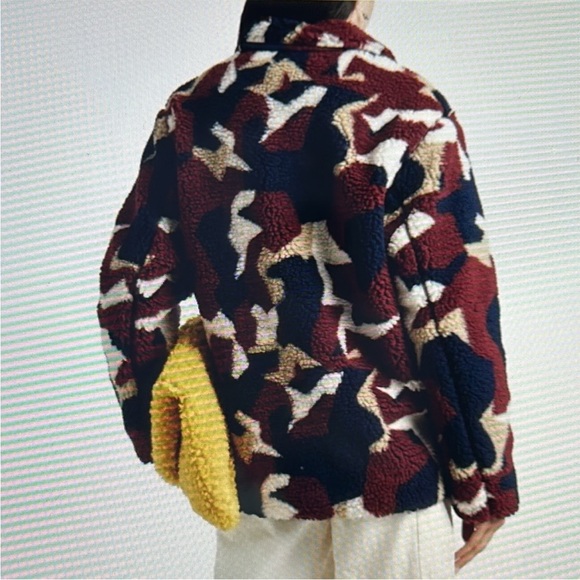 NWT rag & bone Elliot High Pile Sherpa Shirt Jacket in Burgundy Print - Picture 3 of 15